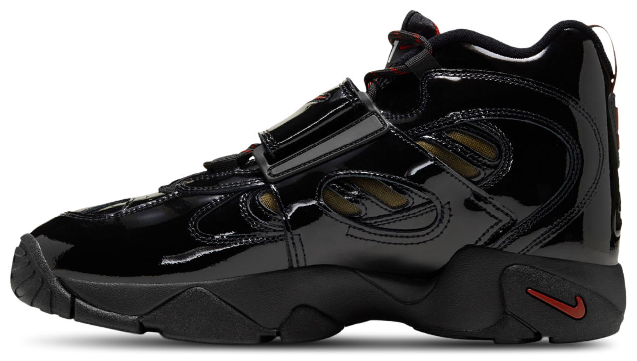 Roach Diamond Club② Nike Diamond Turf II Patent Black Launching November 13 | Foot Locker