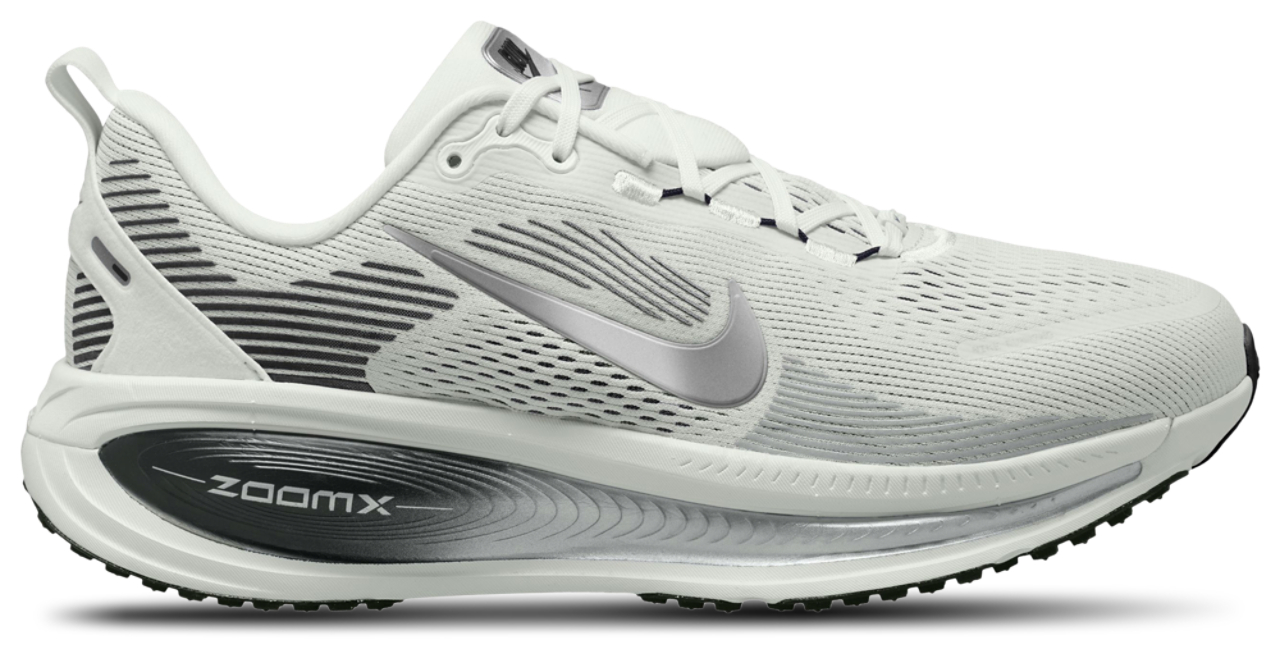 Nike Vomero 18 RR Image 1 of 4. Tap to open photo gallery.