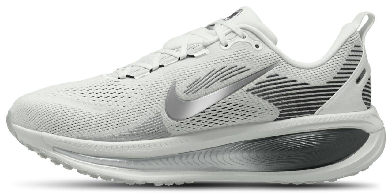 Nike Vomero 18 RR Image 2 of 4. Tap to open photo gallery.