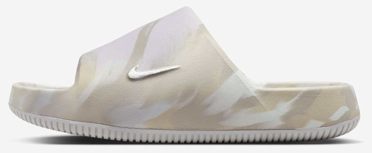 Nike Calm Slides 2.0 Image 2 of 4. Tap to open photo gallery.