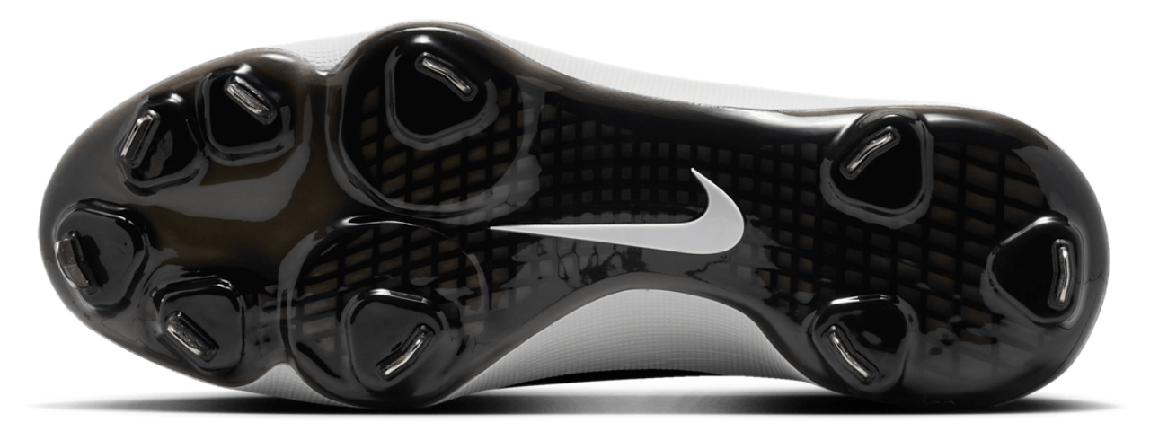 Nike Diamond Showcase Metal Image 5 of 9. Tap to open photo gallery.