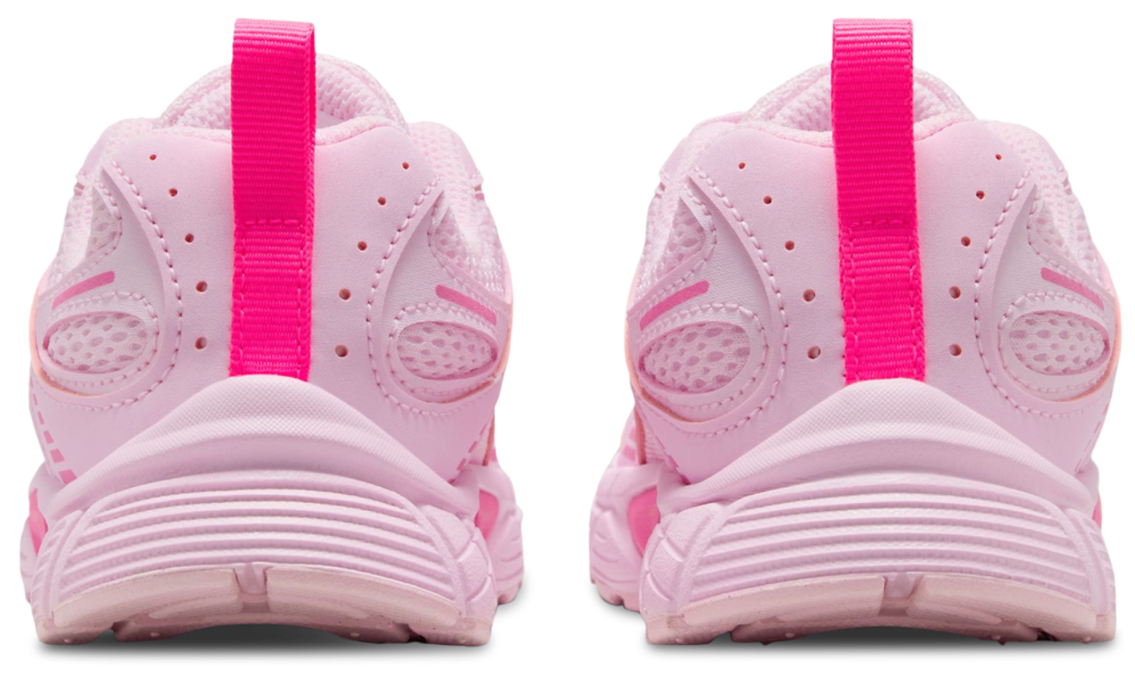 Nike V5 RNR Image 3 of 5. Tap to open photo gallery.