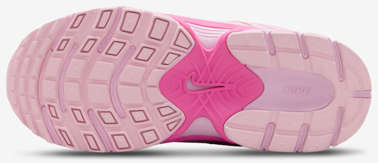 Nike V5 RNR Image 5 of 5. Tap to open photo gallery.