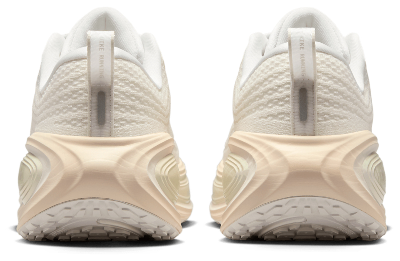 Nike Vomero Plus ESS Image 3 of 5. Tap to open photo gallery.