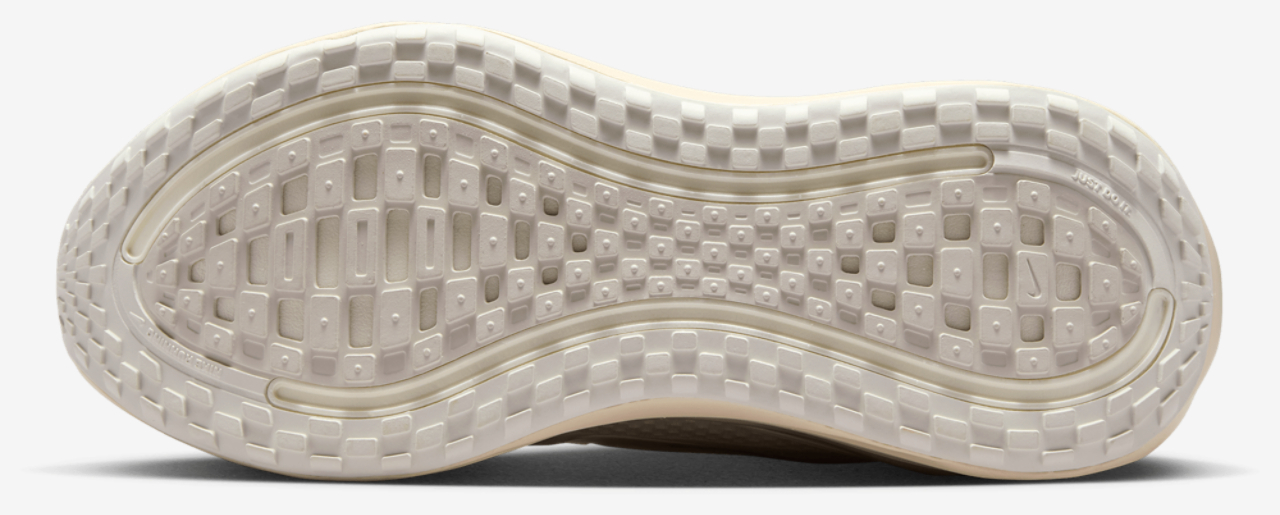 Nike Vomero Plus ESS Image 5 of 5. Tap to open photo gallery.