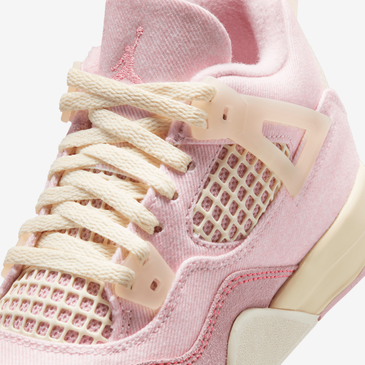 Jordan Retro 4 Image 7 of 8. Tap to open photo gallery.