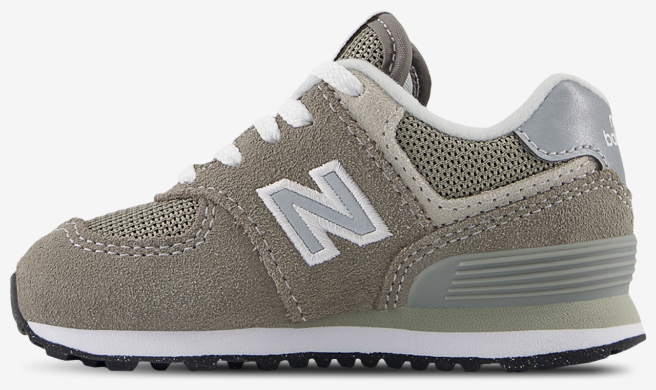 New Balance 574 Image 2 of 4. Tap to open photo gallery.