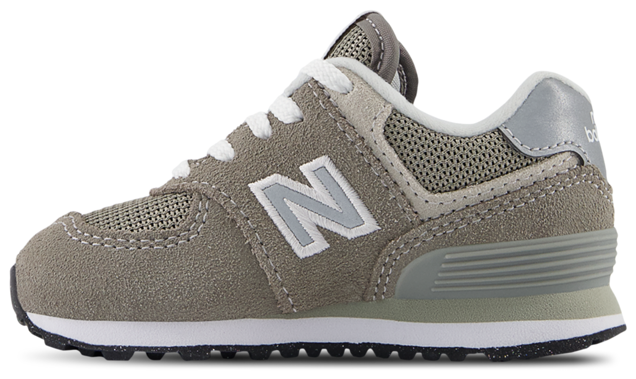 New Balance 574 Image 2 of 4. Tap to open photo gallery.