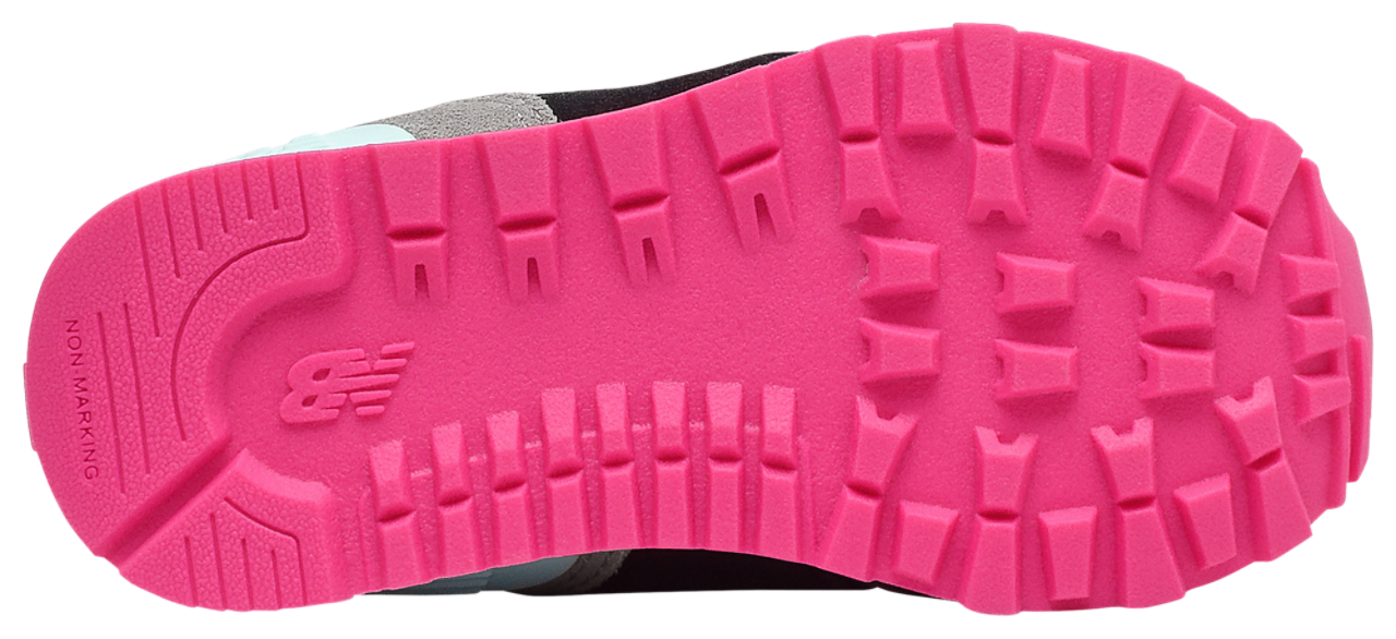 New Balance 574 Image 4 of 4. Tap to open photo gallery.