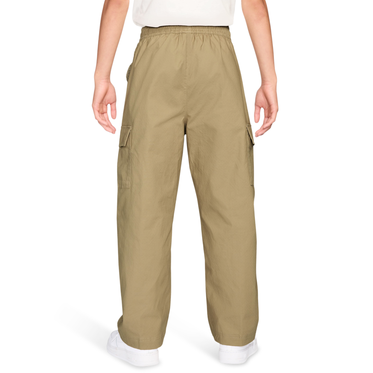 Nike NSW Club Woven Cargo Pants Image 2 of 3. Tap to open photo gallery.
