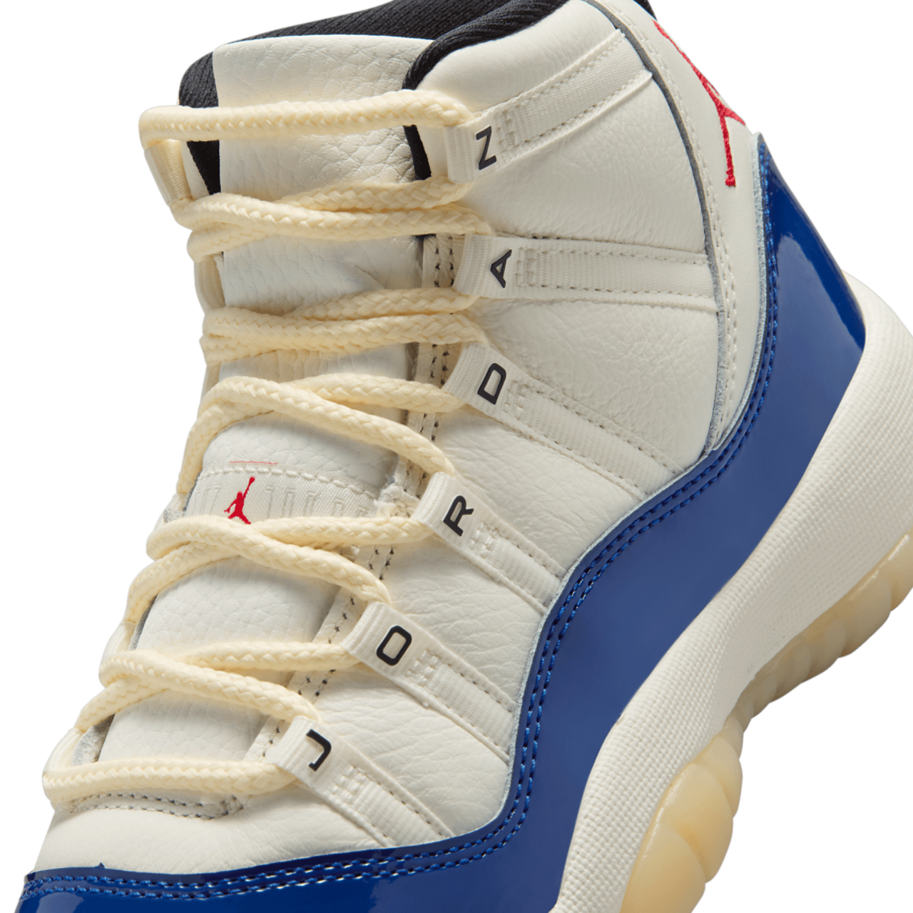 Jordan Retro 11 Image 7 of 8. Tap to open photo gallery.