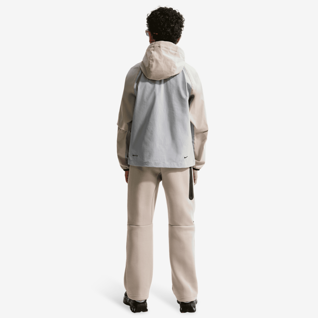 Nike NSW Tech Fleece OH Pants Image 4 of 5. Tap to open photo gallery.