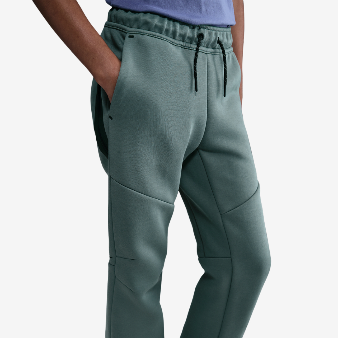 Nike NSW Oh Tech Fleece Pant Image 1 of 4. Tap to open photo gallery.