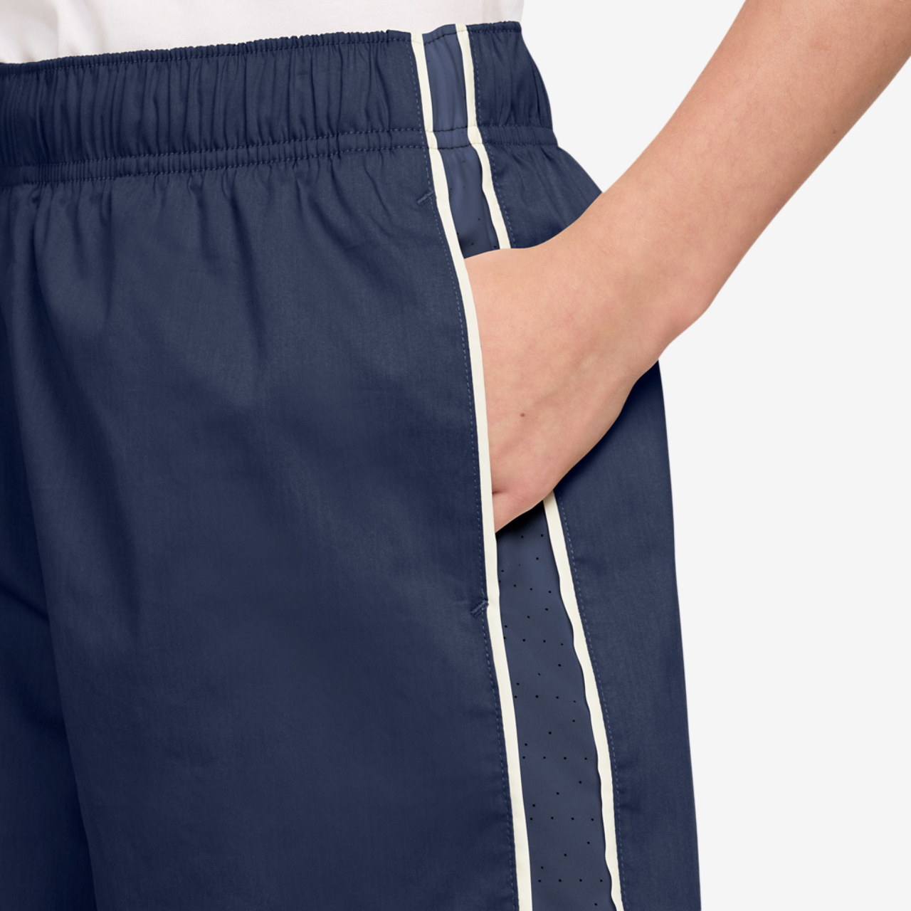 Nike NSW Woven Short Image 4 of 4. Tap to open photo gallery.