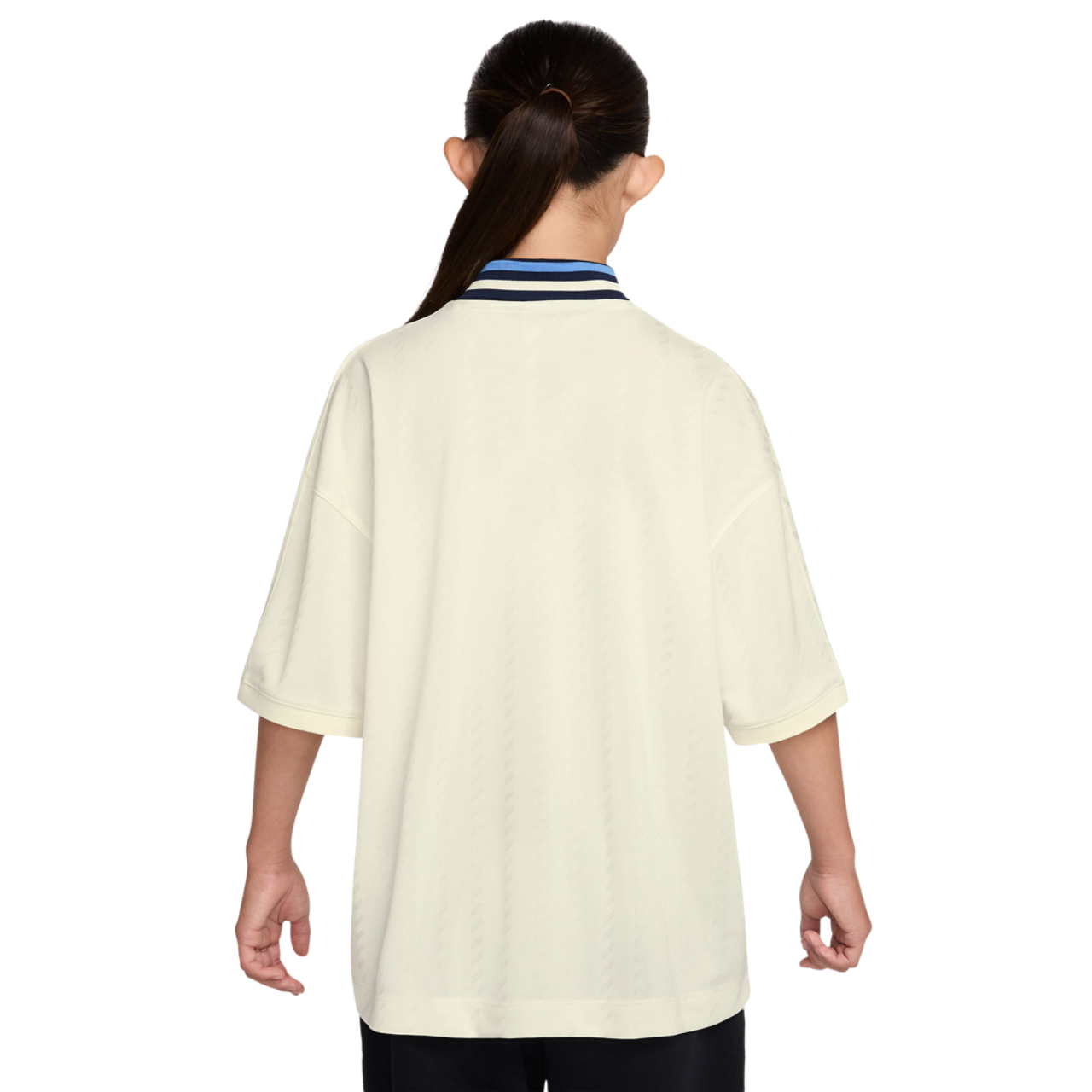 Nike NSW CLN Jersey Short Sleeve Top Image 2 of 3. Tap to open photo gallery.