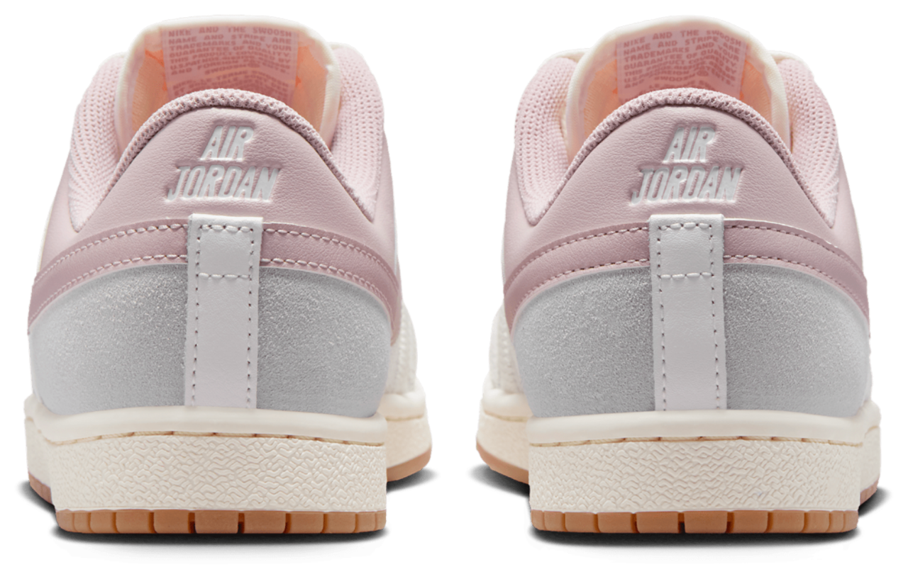 Jordan Air Jordan Skyline Low Image 3 of 5. Tap to open photo gallery.