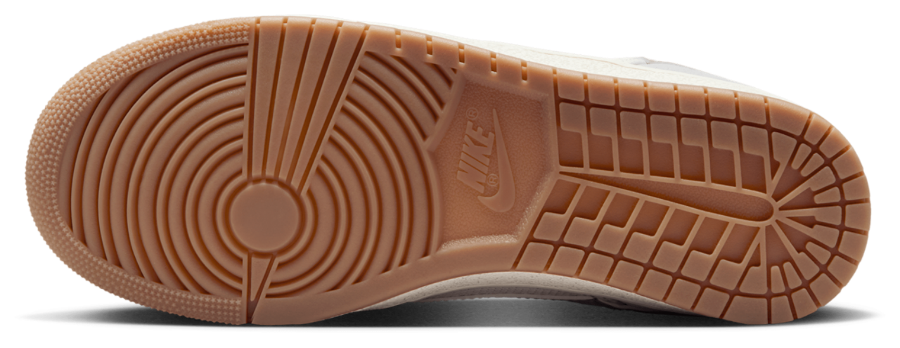 Jordan Air Jordan Skyline Low Image 5 of 5. Tap to open photo gallery.