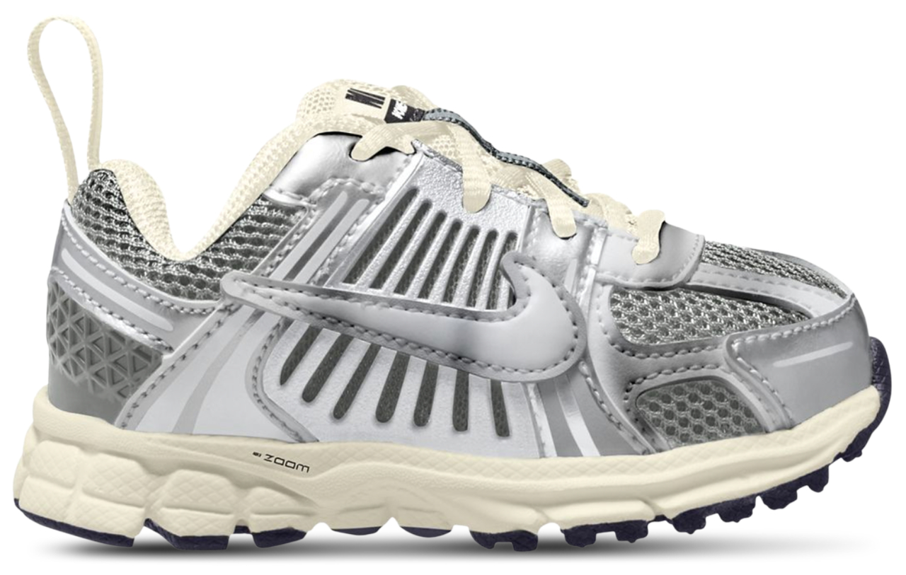 Nike Vomero 5 Lace Image 1 of 4. Tap to open photo gallery.