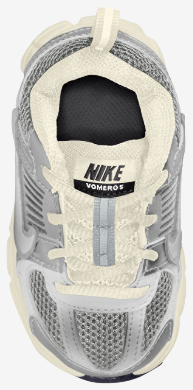 Nike Vomero 5 Lace Image 3 of 4. Tap to open photo gallery.