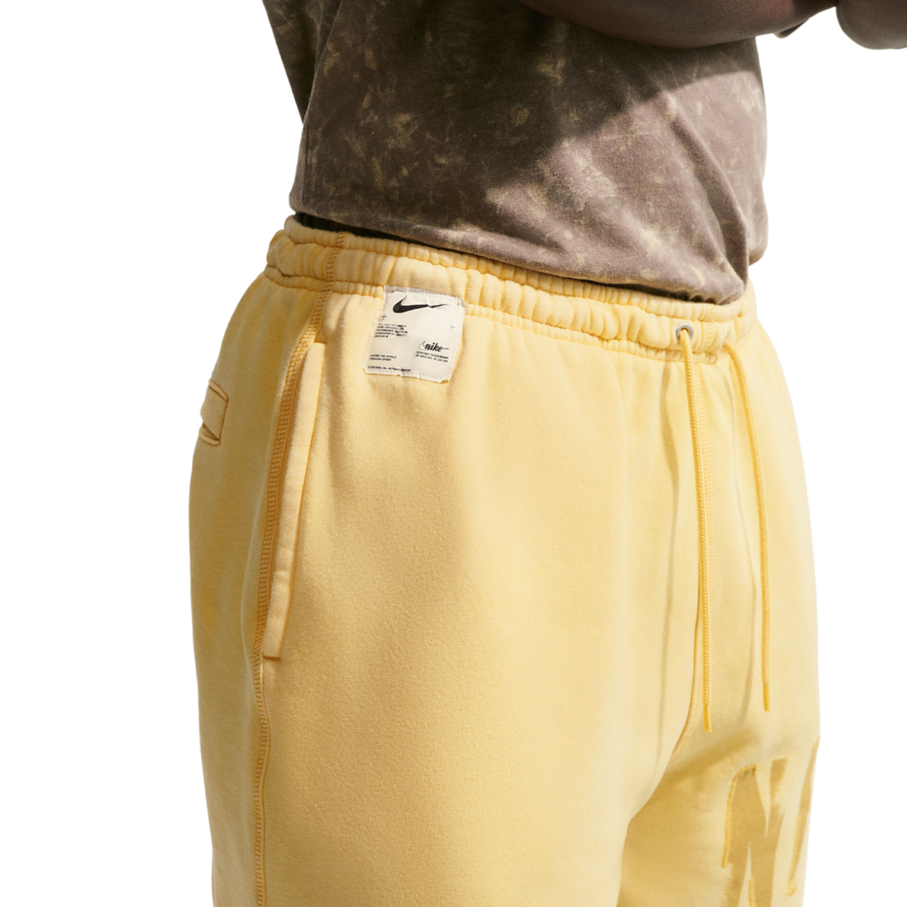 Nike Club Flow Basketball Short Image 2 of 3. Tap to open photo gallery.