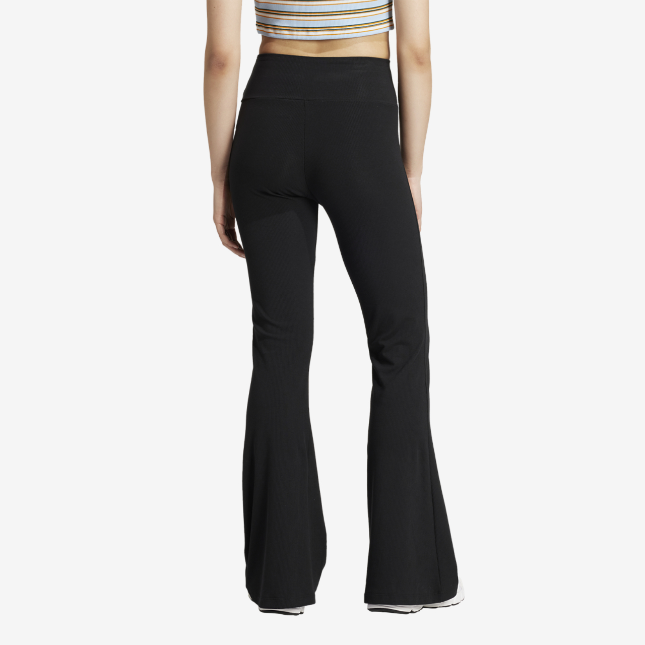 adidas Originals Trefoil Essentials Leggings Image 2 of 5. Tap to open photo gallery.
