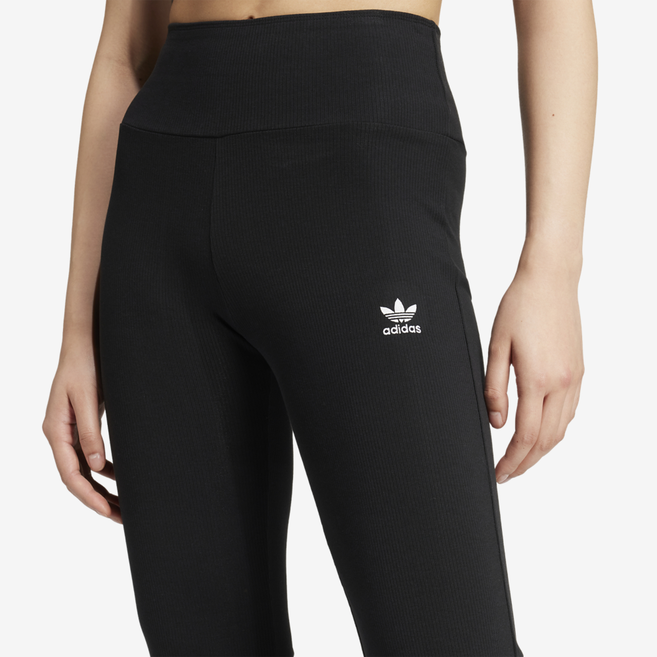 adidas Originals Trefoil Essentials Leggings Image 4 of 5. Tap to open photo gallery.