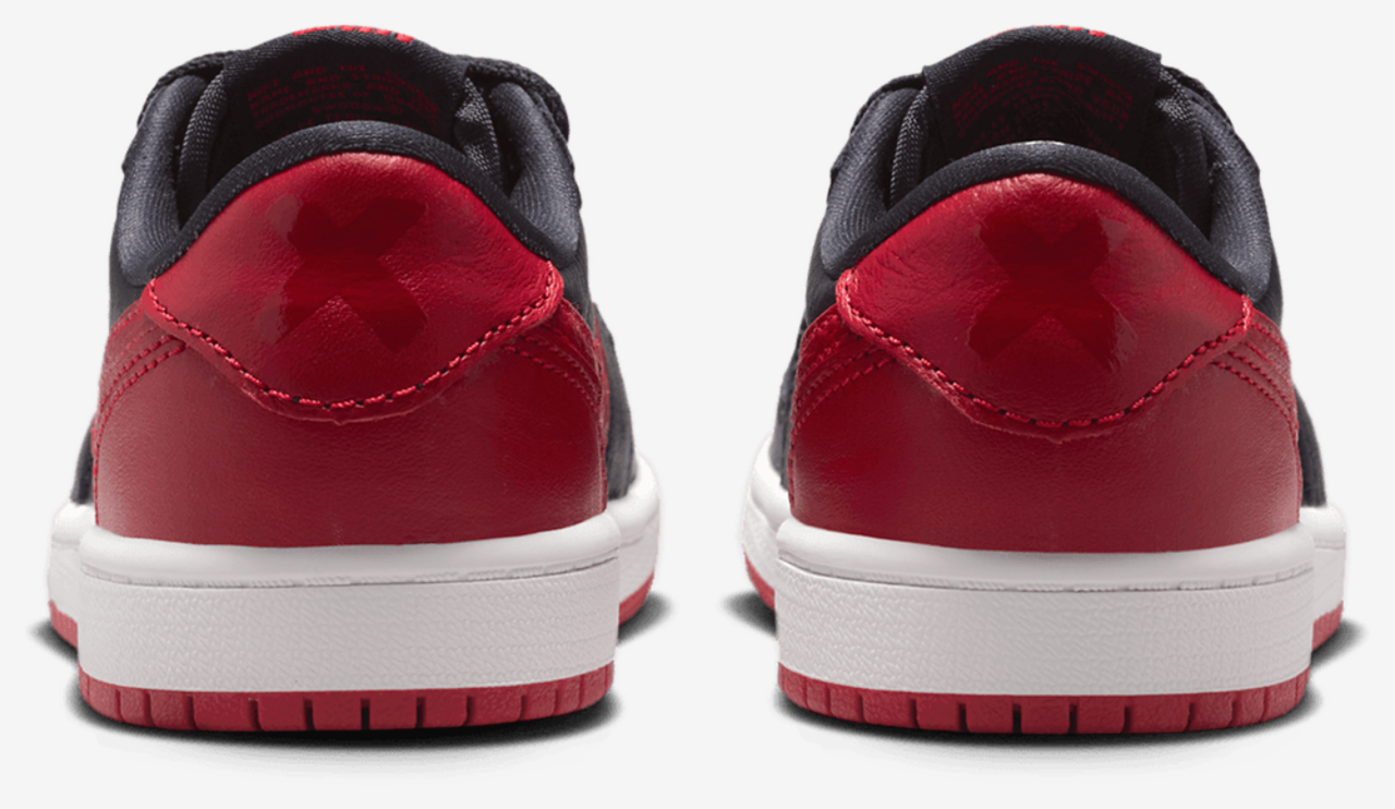 Jordan Retro 1 Low OG Image 3 of 10. Tap to open photo gallery.
