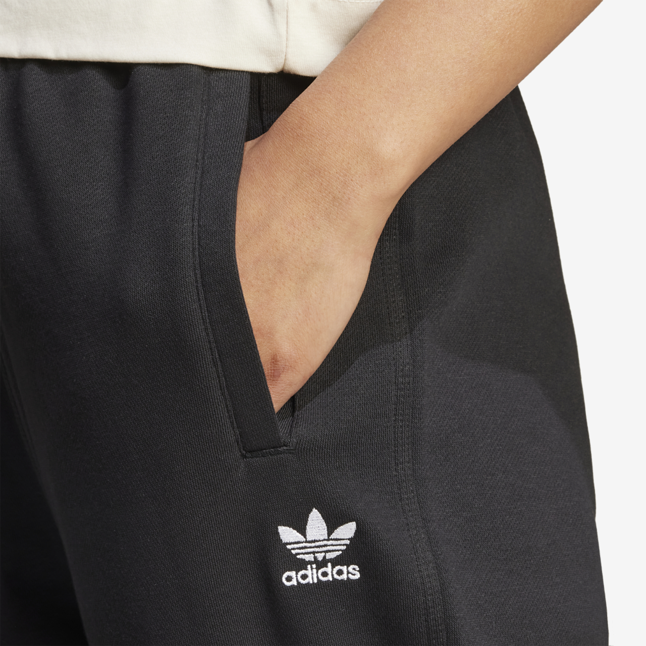 adidas Originals Trefoil Essentials Fleece Pants Image 3 of 5. Tap to open photo gallery.
