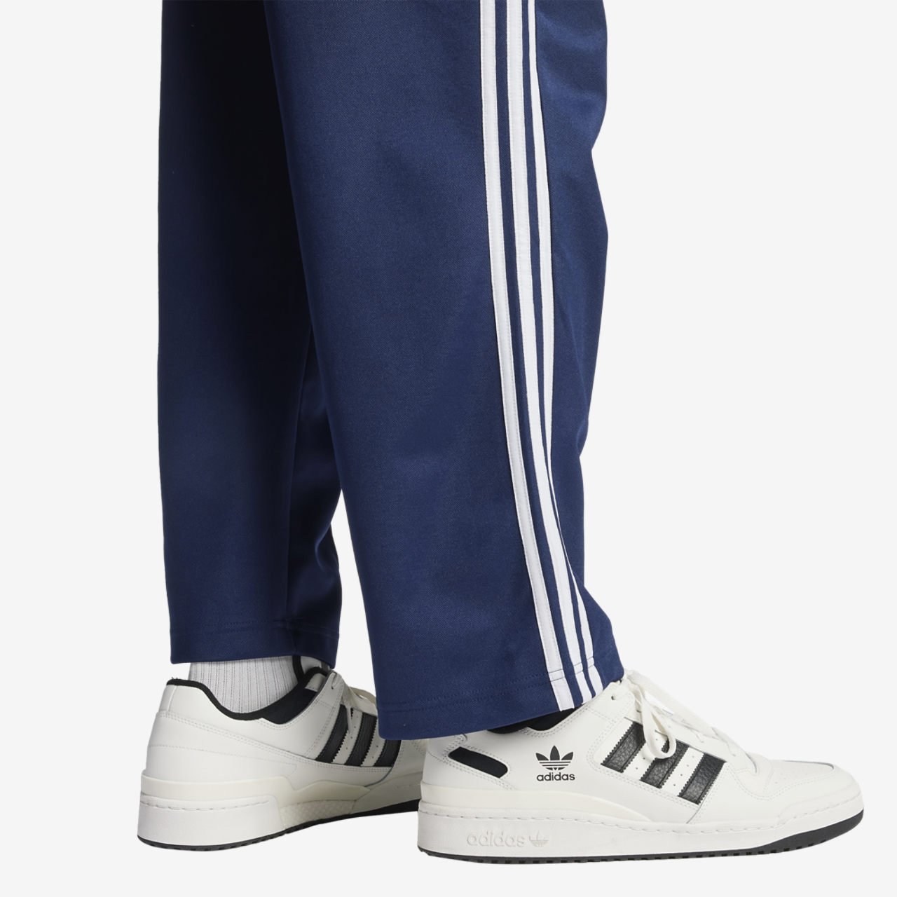 adidas Originals Firebird Adicolor Baggy Track Pants Image 4 of 5. Tap to open photo gallery.