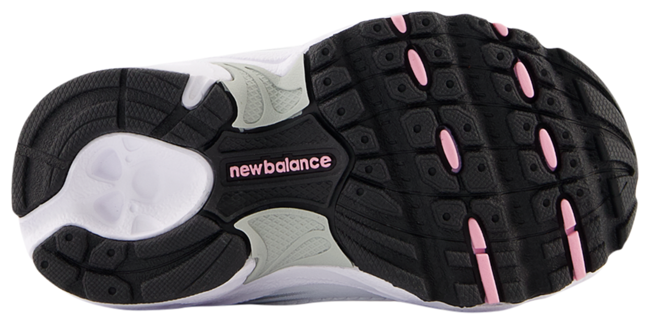 New Balance 530 Image 5 of 5. Tap to open photo gallery.