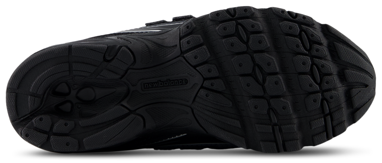 New Balance 740 Image 4 of 4. Tap to open photo gallery.