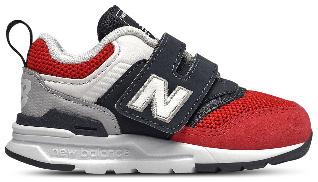 New Balance 997H Image 1 of 4. Tap to open photo gallery.