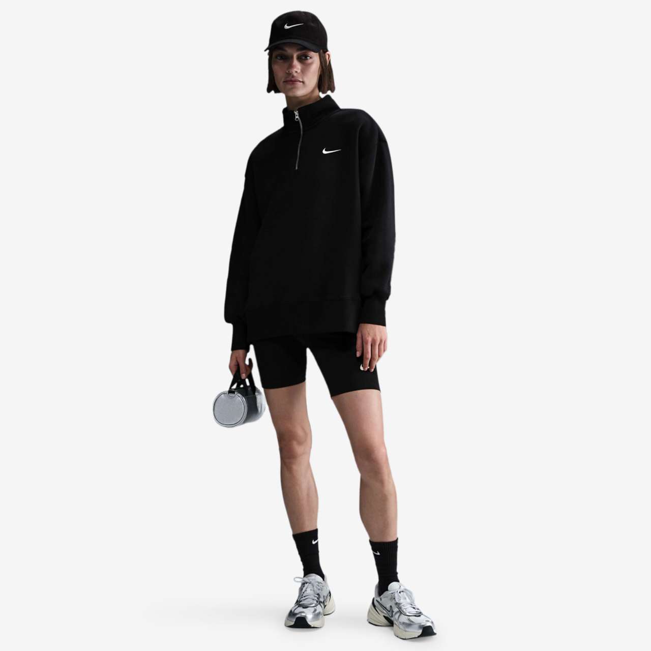 Nike NSW Phoenix Fleece Oversized Long Quarter-Zip Image 5 of 6. Tap to open photo gallery.