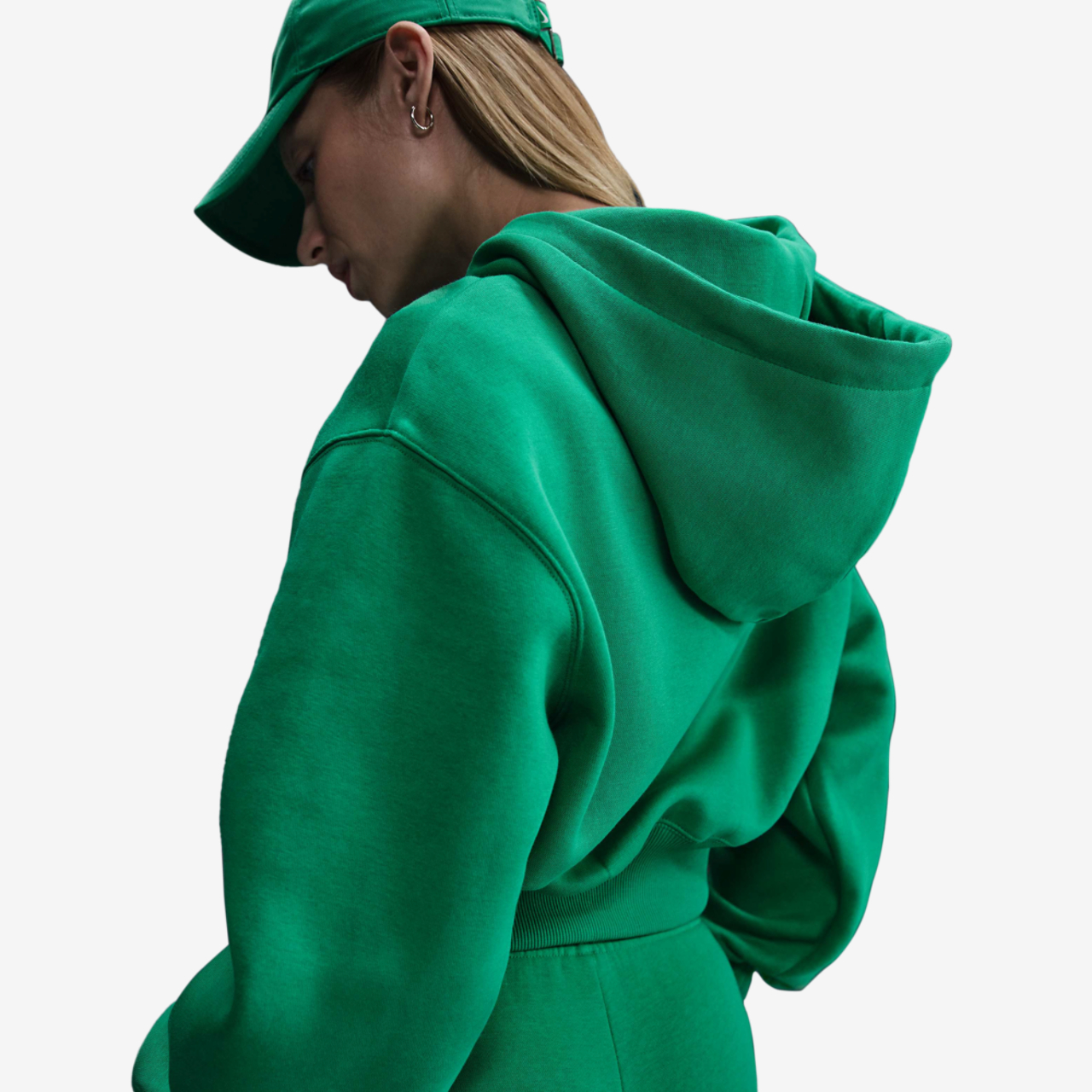 Nike NSW Phoenix Fleece Loose Crop FZ Hoodie Image 3 of 6. Tap to open photo gallery.