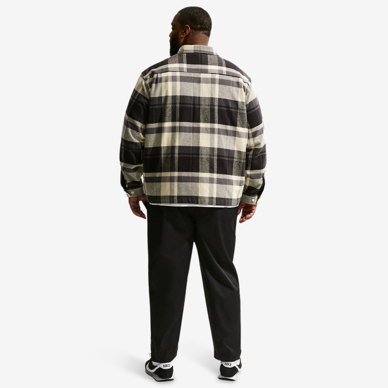 Nike Club Woven Tapered Pants Image 4 of 4. Tap to open photo gallery.