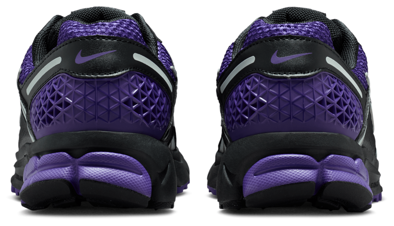 Nike Zoom Vomero 5 Image 3 of 5. Tap to open photo gallery.