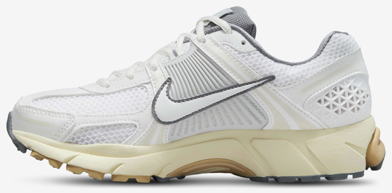 Nike Vomero 5 Image 2 of 5. Tap to open photo gallery.