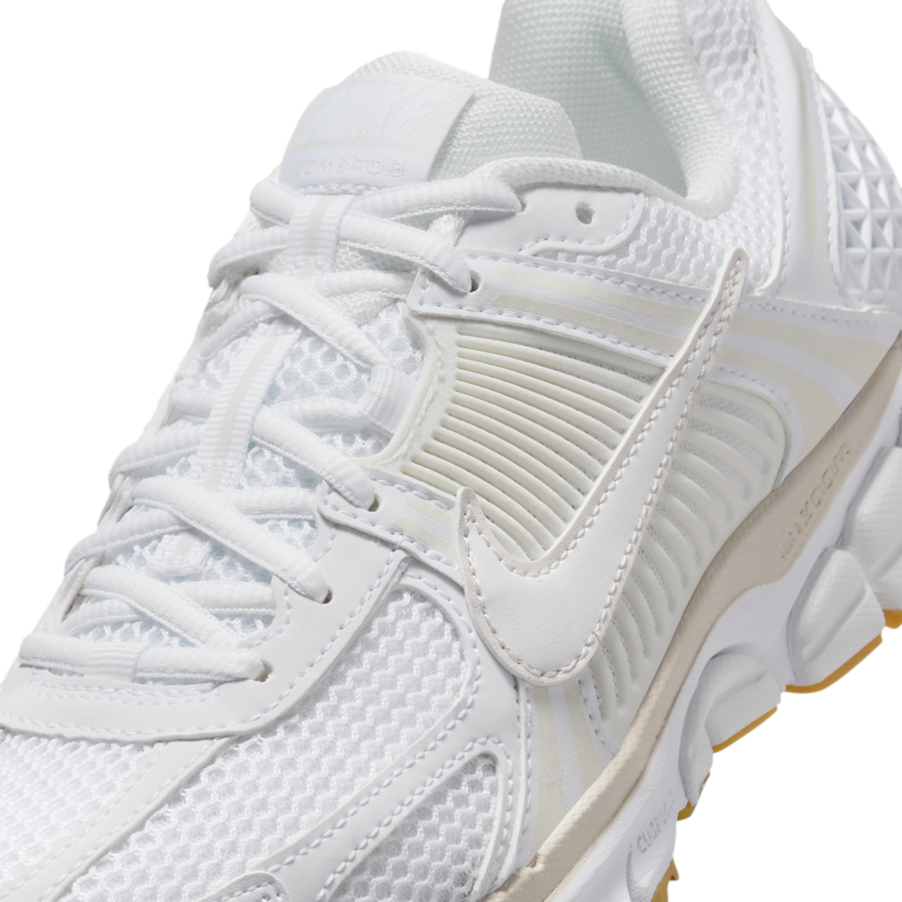 Nike Zoom Vomero 5 Image 7 of 8. Tap to open photo gallery.