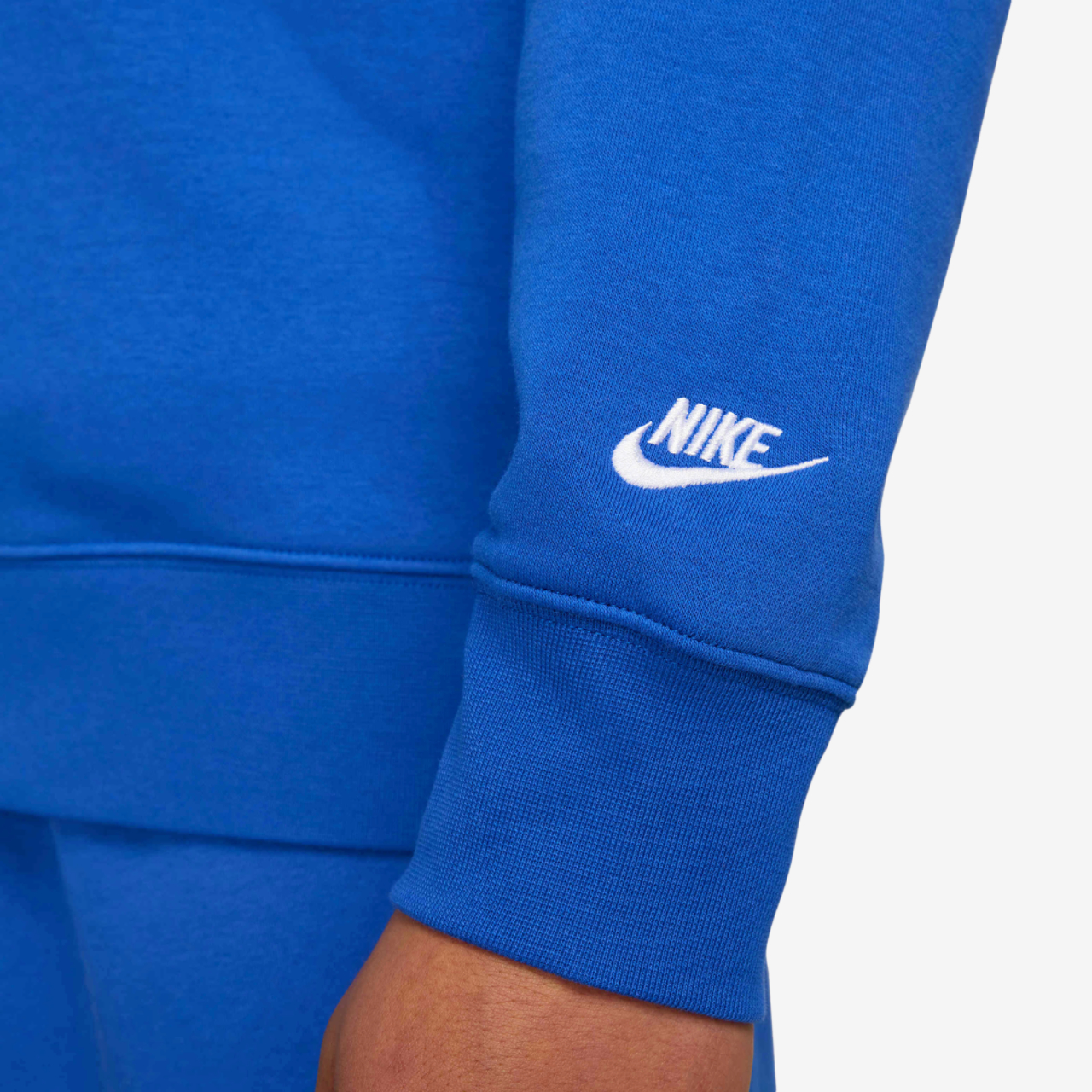 Nike NSW Club BB Crew GFX Image 5 of 6. Tap to open photo gallery.
