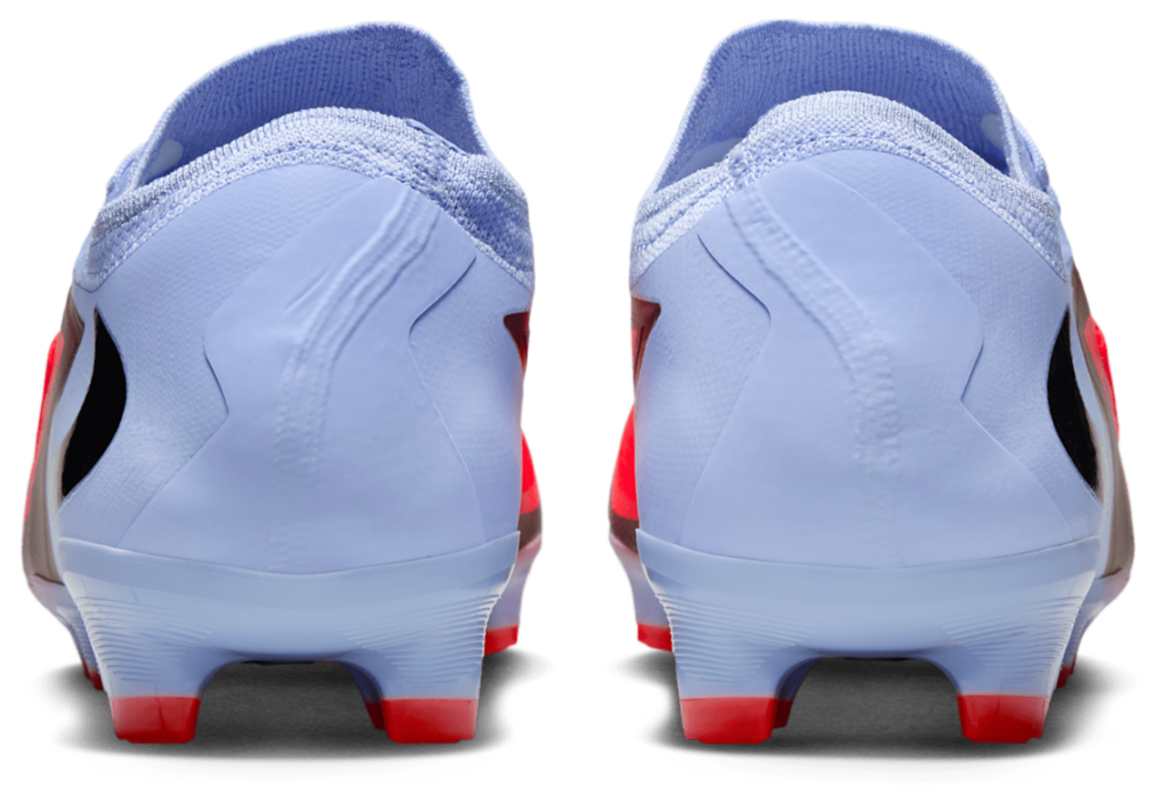 Nike Phantom 6 Low Pro FG Image 3 of 9. Tap to open photo gallery.