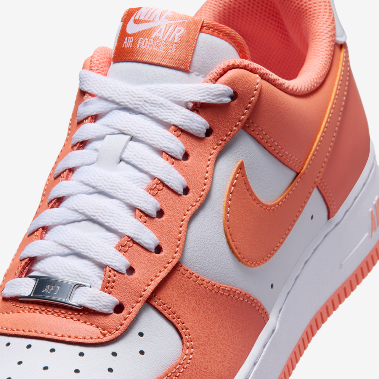 Nike Air Force 1 Low '07 Image 7 of 8. Tap to open photo gallery.