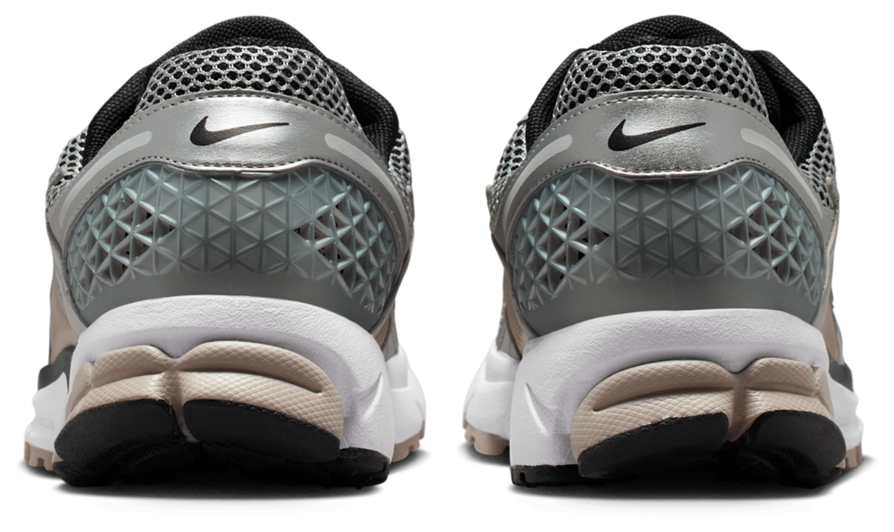 Nike Vomero 5 Image 3 of 5. Tap to open photo gallery.