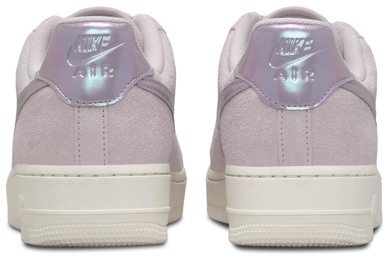 Nike Air Force 1 '07 LE Low Image 3 of 8. Tap to open photo gallery.
