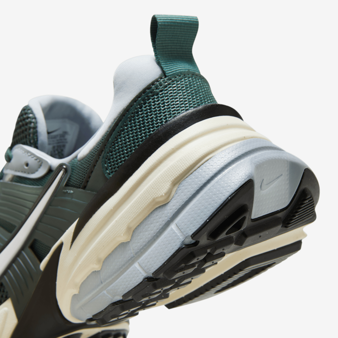 Nike V2K Run Image 8 of 8. Tap to open photo gallery.