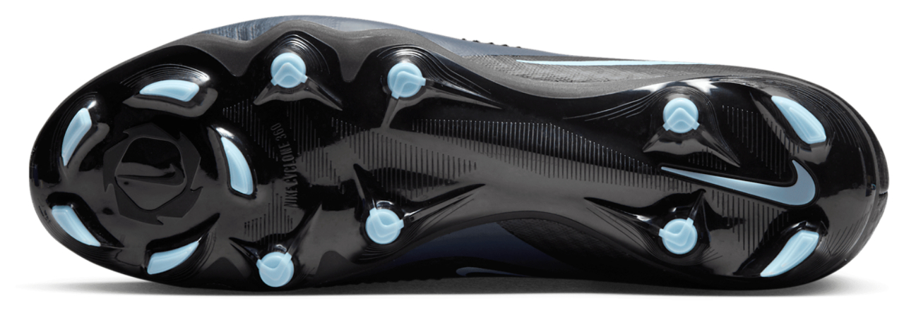 Nike Phantom 6 Low Academy FG/MG Image 5 of 5. Tap to open photo gallery.