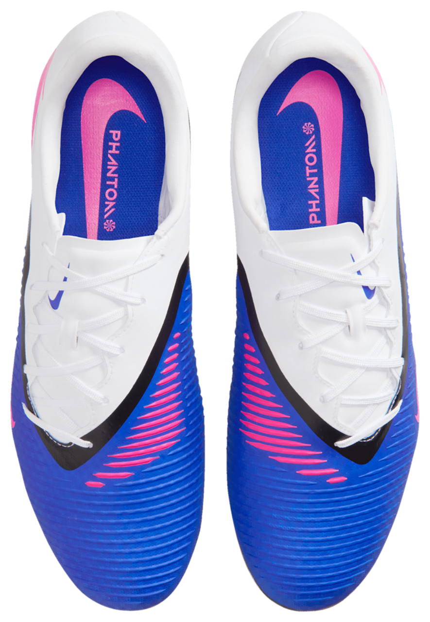 Nike Phantom 6 Low Academy FG/MG Image 4 of 5. Tap to open photo gallery.