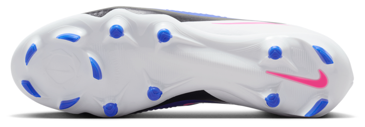 Nike Phantom 6 Low Academy FG/MG Image 5 of 5. Tap to open photo gallery.