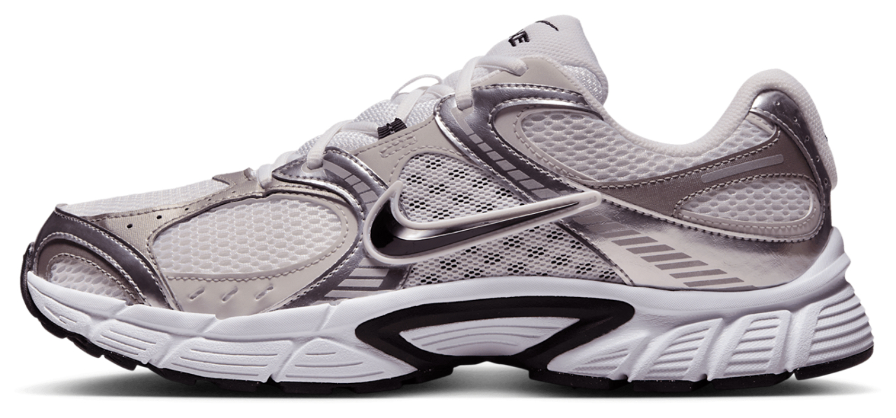 Nike V5 RNR Image 2 of 5. Tap to open photo gallery.
