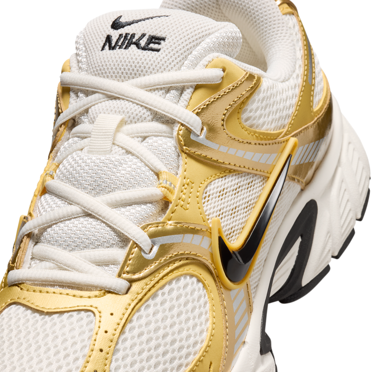 Nike V5 RNR Image 7 of 8. Tap to open photo gallery.