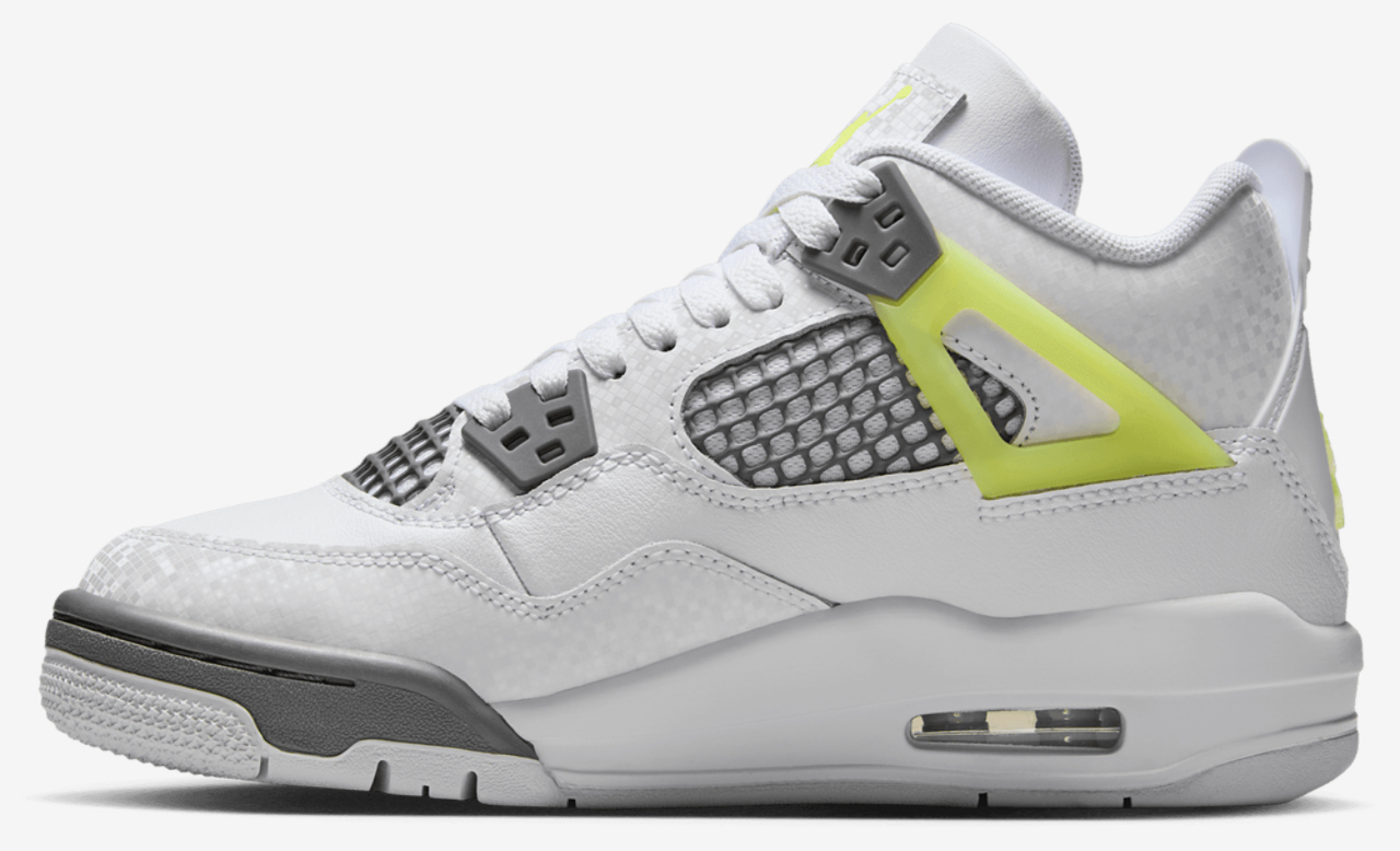 Jordan Air Jordan 4 Retro Image 2 of 9. Tap to open photo gallery.